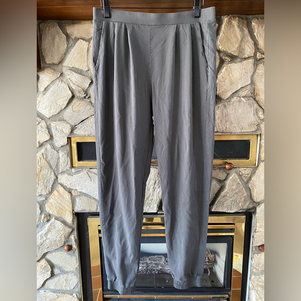Harlow dressy joggers